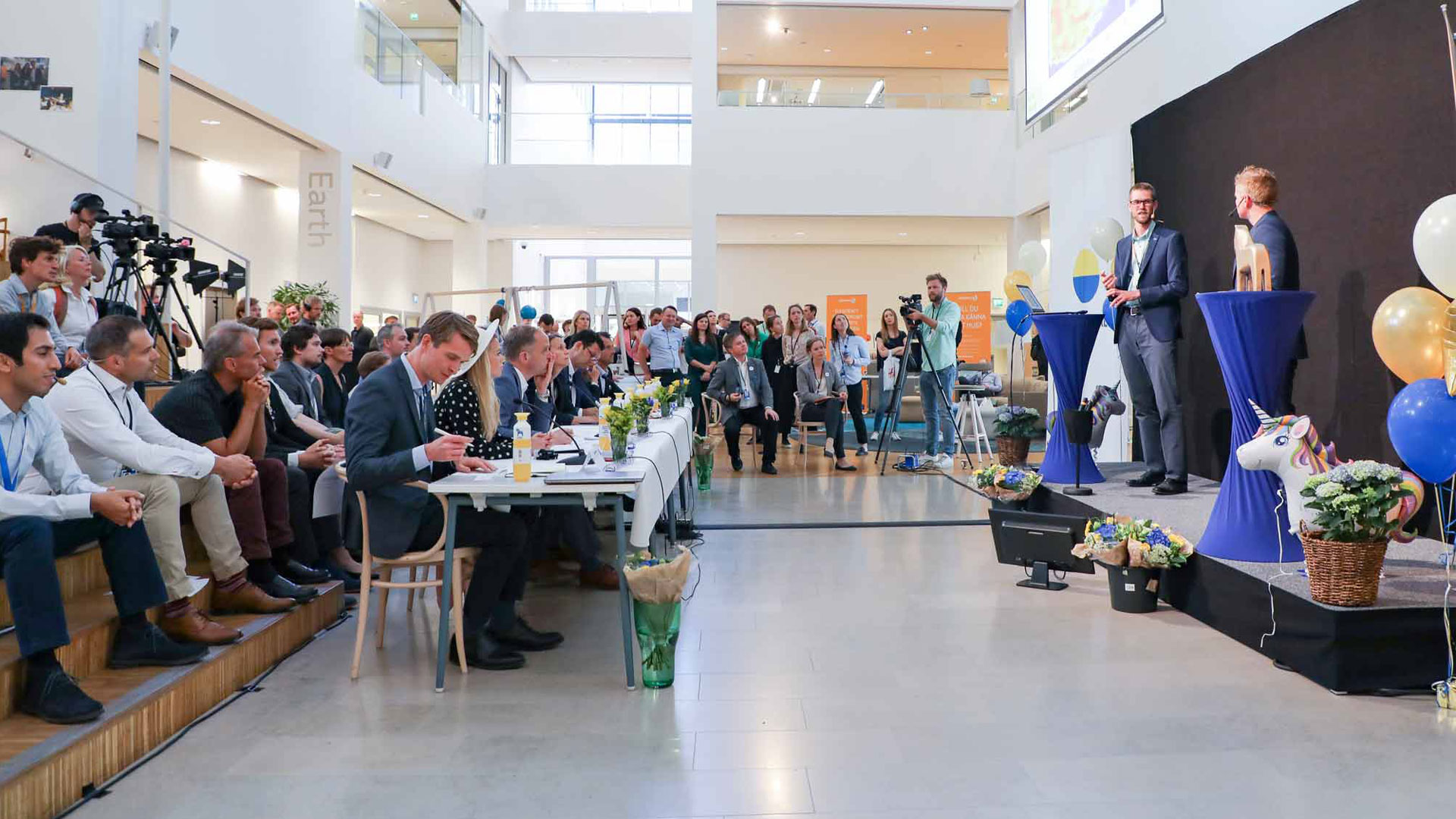 Audience, finalists and jury at Vattenfall Innovation ceremony