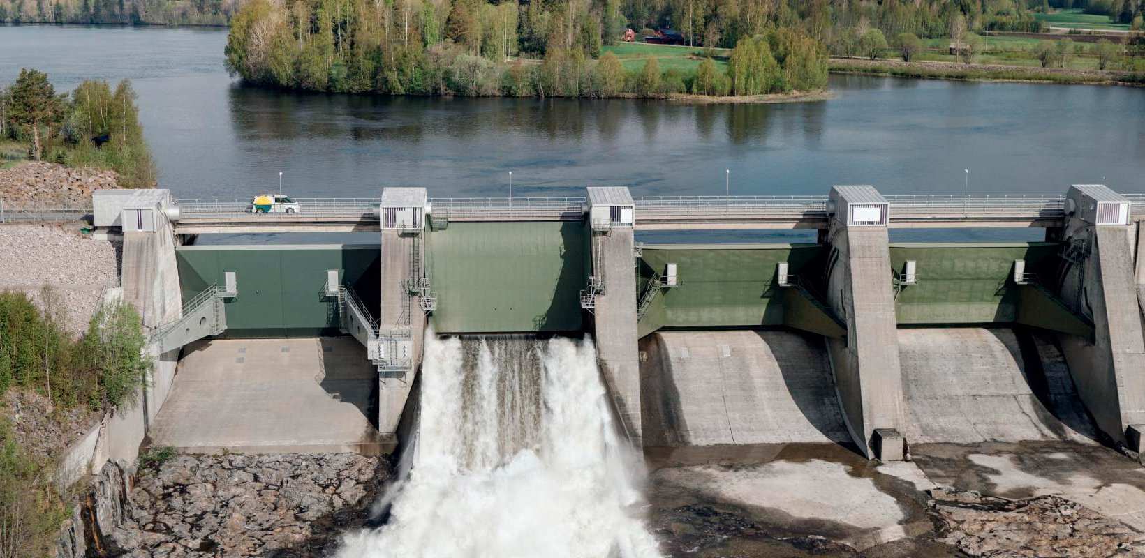 Aerial view of the dam gates at Stornorrfors.