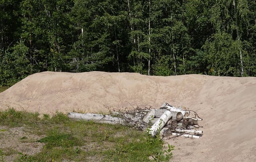 Sand bed for bumblebees and wild bees