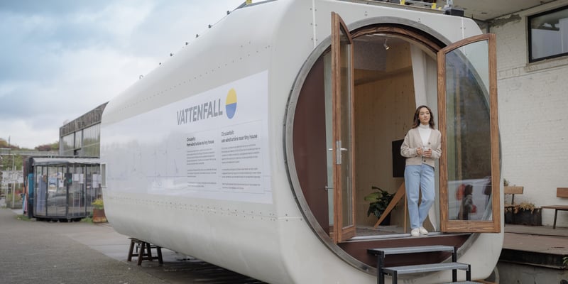 Tiny house – a small home made out of the nacelle of a decommissioned wind turbine. Photo: Jorrit Lousberg Tiny house – a small home made out of the nacelle of a decommissioned wind turbine. Photo: Jorrit Lousberg