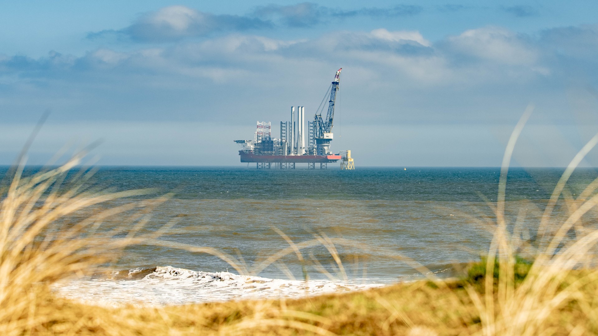 EOWDC Turbine installation vessel