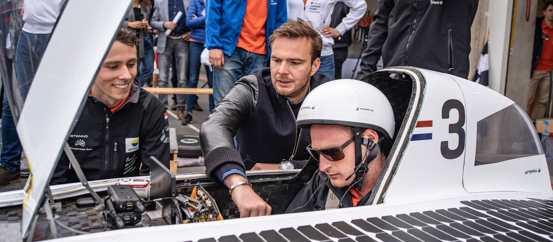 Giedo van der Garde giver nogle sidste instrukser