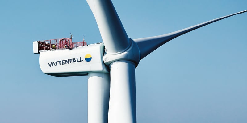 Das Vattenfall-Logo auf einer Windkraftanlage in Horns Rev. Das Vattenfall-Logo auf einer Windkraftanlage in Horns Rev.