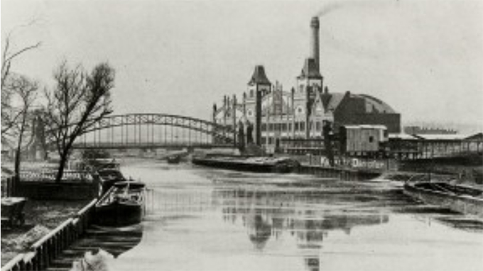 Städtisches Elektrizitätswerk Charlottenburg 1900.jpg