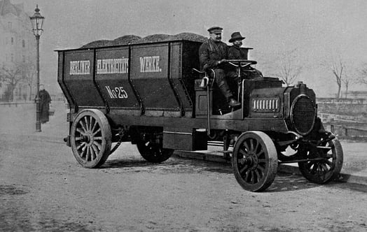 Eldrevet lastbil, ca. 1910. Kilde: Bewags arkiver