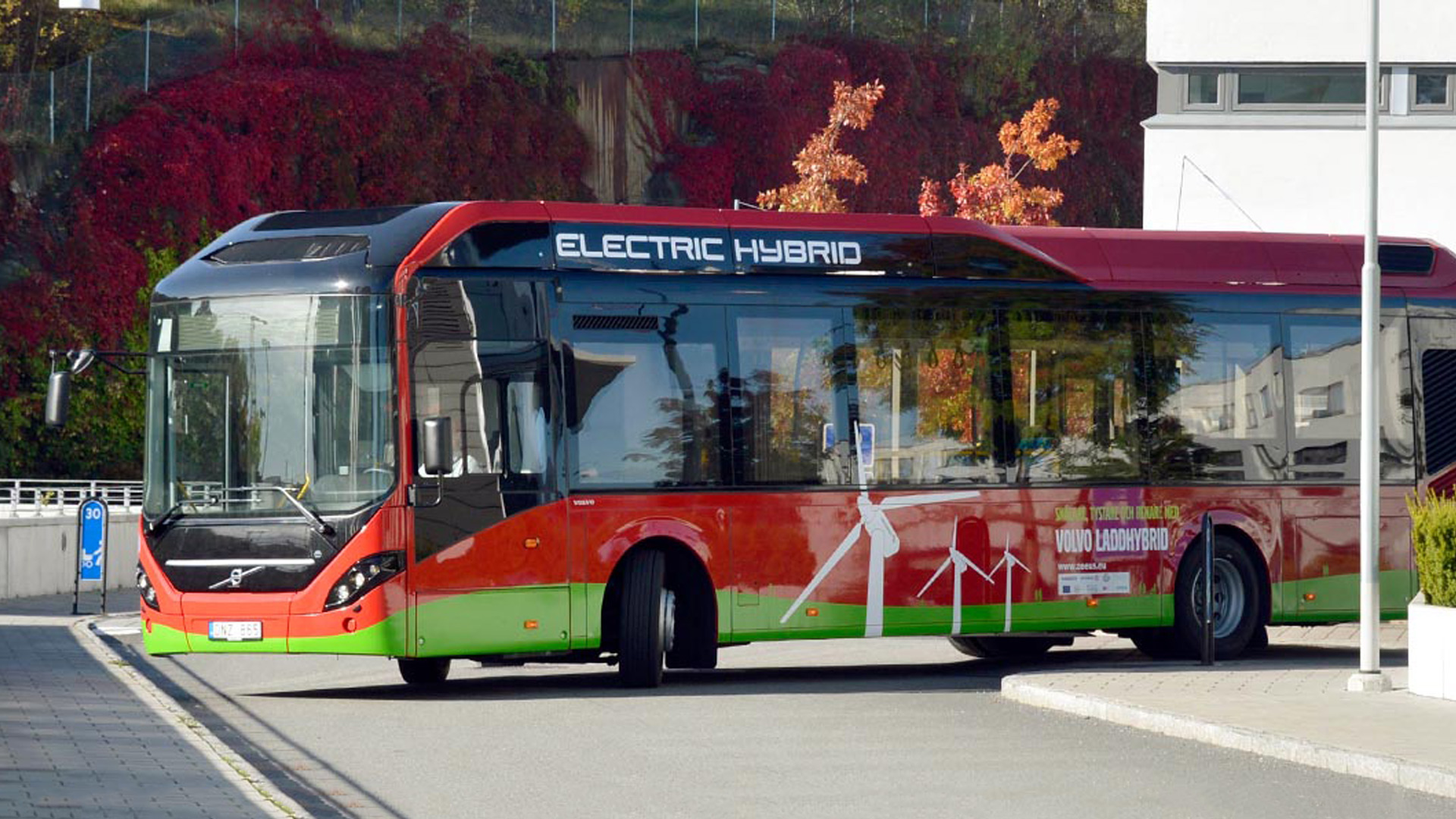Plug-in-hybridbuss. Foto: Volvo