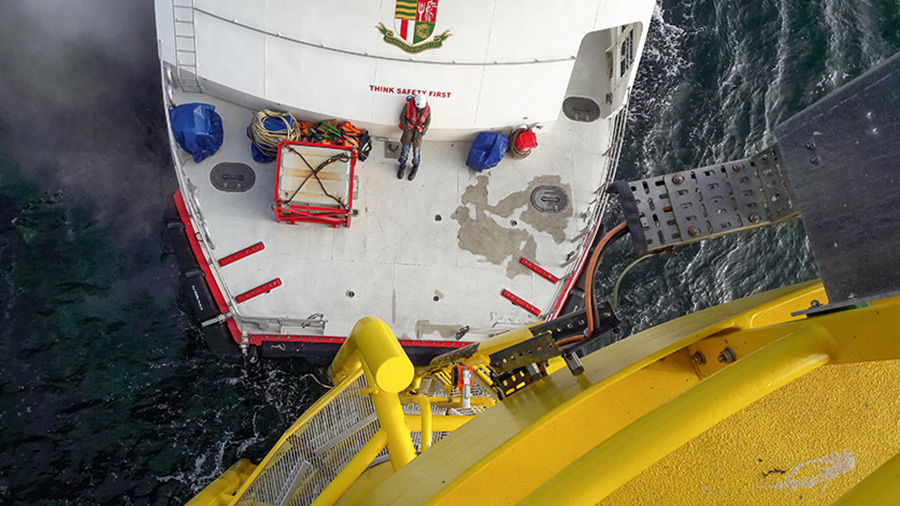 Billede ovenfra på CVT (Crew Transfer Vessel)
