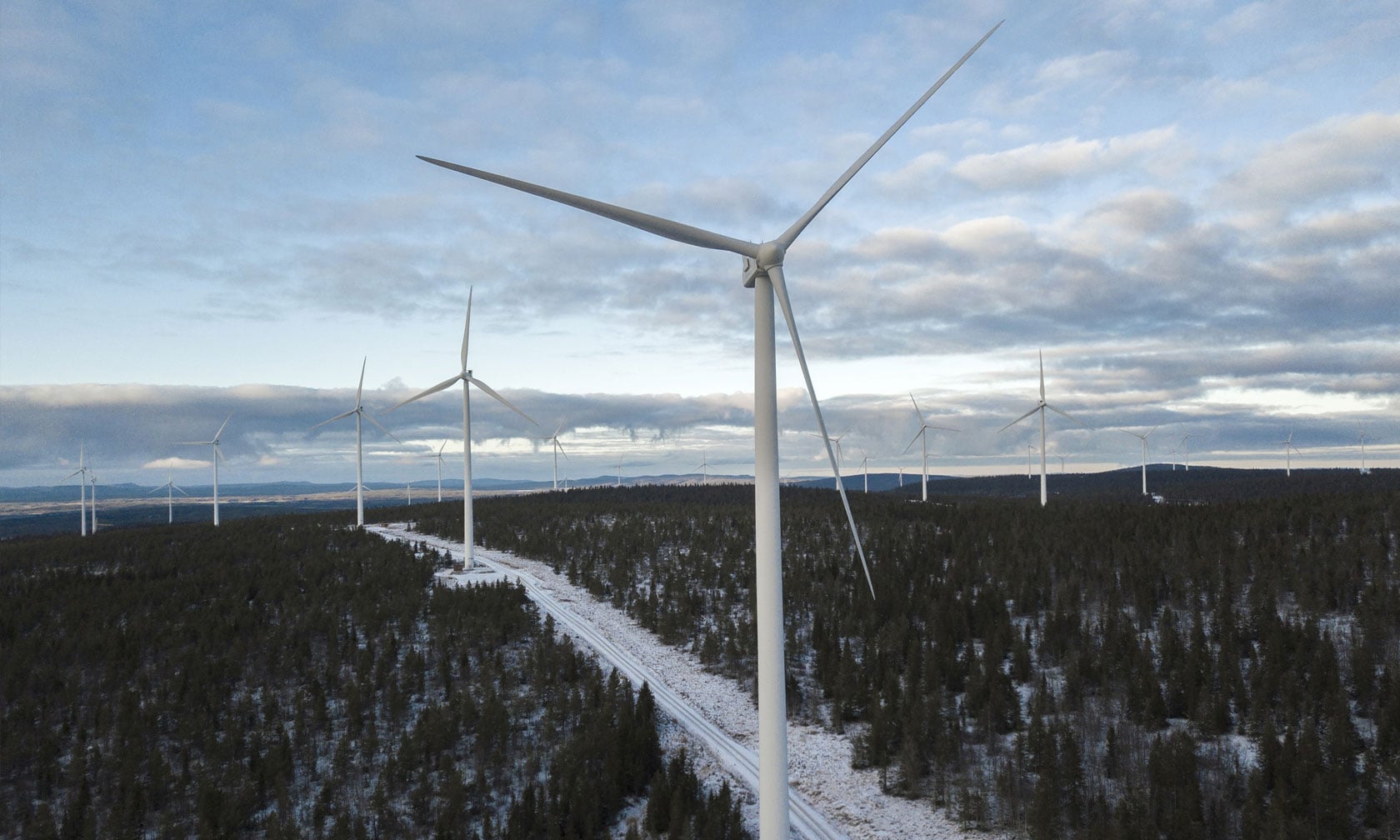 https://group.vattenfall.com/globalassets/com/our-operations/our-energy-sources/wind_storrotliden_5x3.jpg