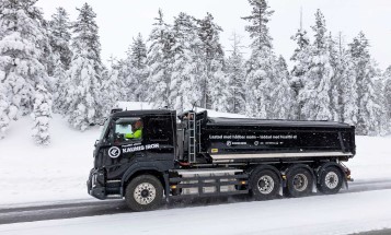En eldriven tung lastbil från Kaunis Iron i ett pilottest med bl.a. Vattenfall om fossilfri eldrift