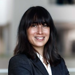 Emmi Östlund, Investor Relations Officer