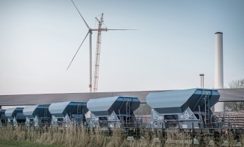 Wind farm Nieuwe Hemweg. Photo: Jorrit Lousberg