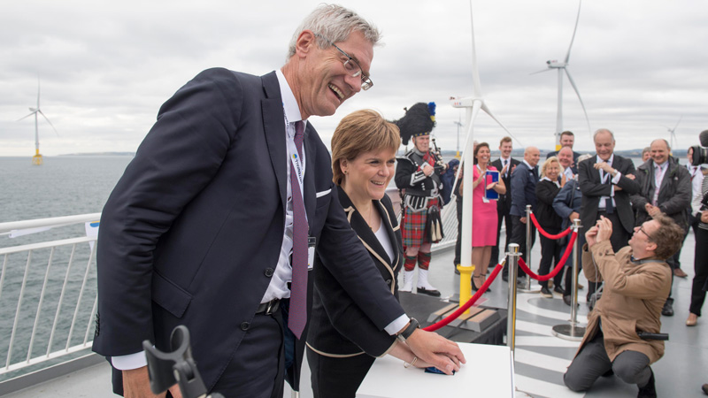 In september 2018 openden CEO Magnus Hall van Vattenfall en Nicola Sturgeon, eerste minister van Schotland, het innovatieve windmolenpark European Offshore Wind Deployment Centre in Aberdeen Bay.