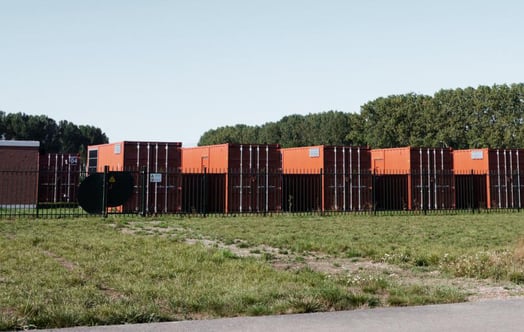 Batterijopslag bij Haringvliet Energypark van Vattenfall Batterijopslag bij Haringvliet Energypark van Vattenfall