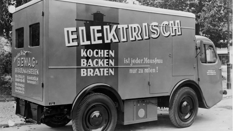 Elektrische vrachtwagen circa 1910.