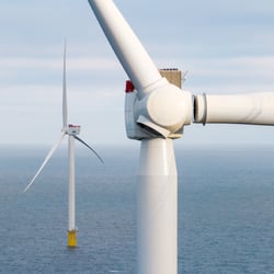 Montering av rotorblad på vindkraftverk i Hollandse Kust Zuid
