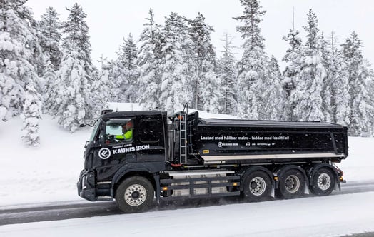 En eldriven tung lastbil från Kaunis Iron i ett pilottest med bl.a. Vattenfall om fossilfri eldrift