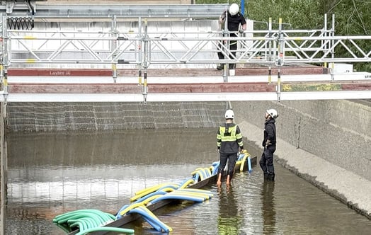 Montering av kameror vid  intagskanalen i Stångån