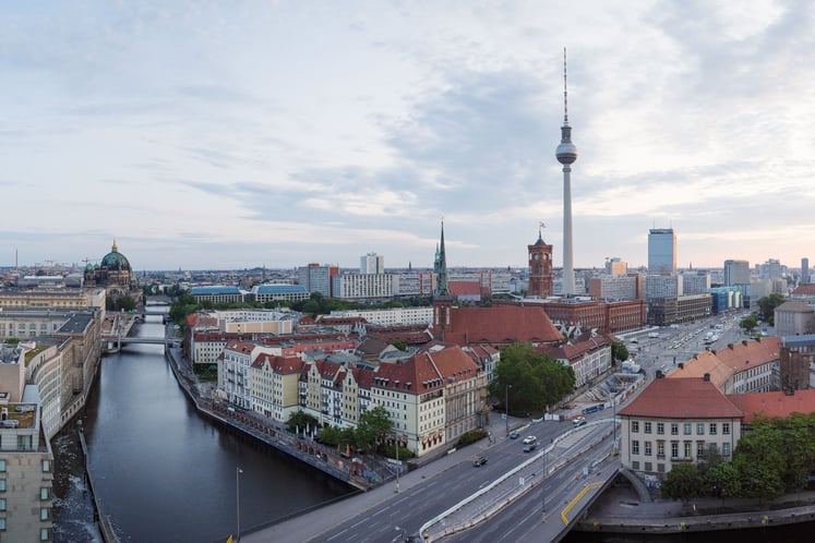Vy över tv-tornet och andra byggnader i Berlin