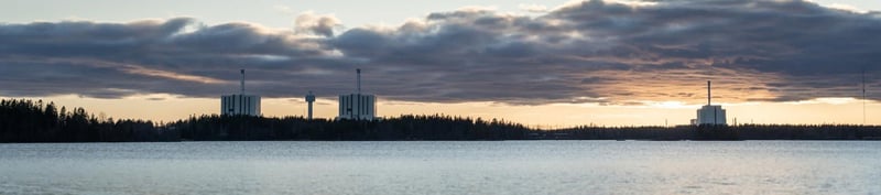 Forsmark 1,2, och 3 sedda från sjösidan
