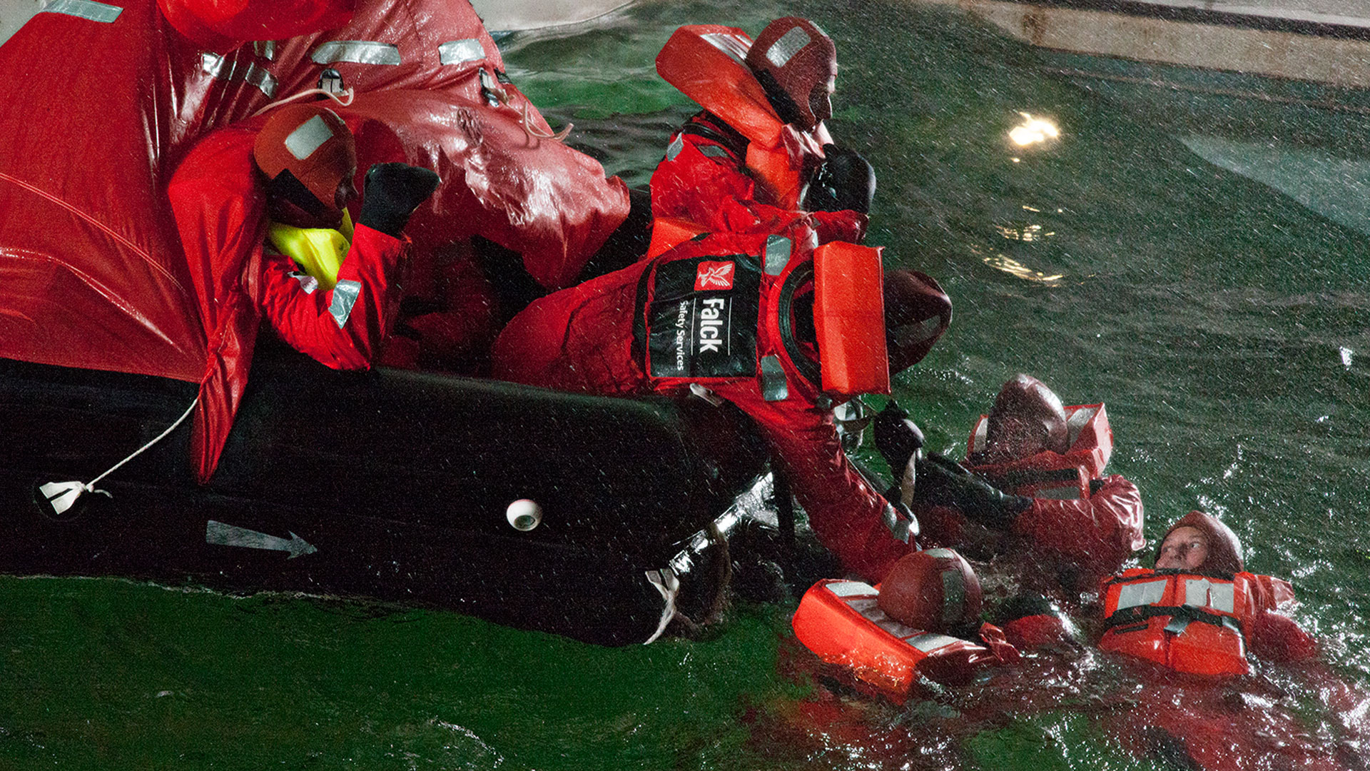 Sea rescue course participants. Photo: Lars Thornblad