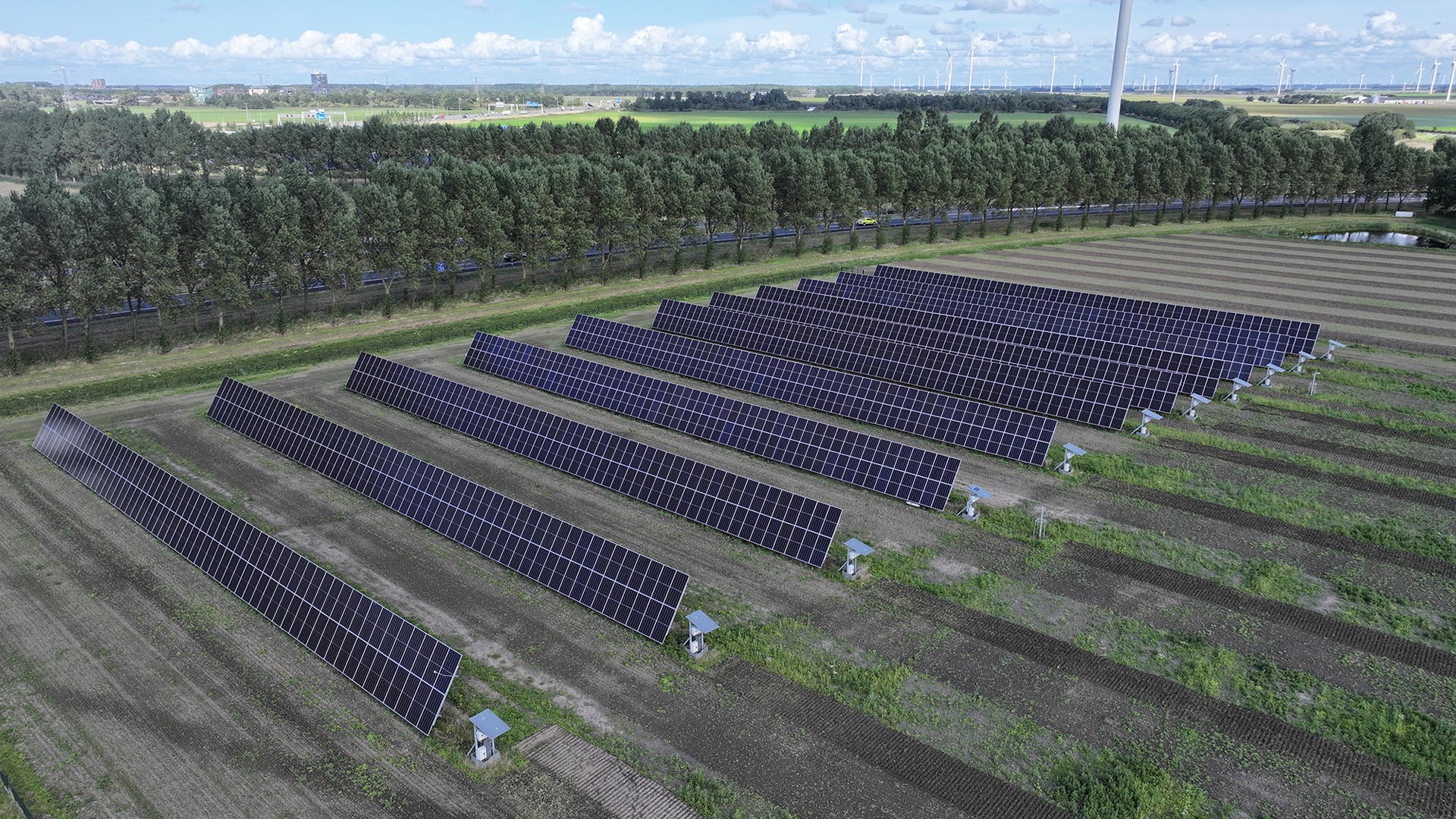  Aerial photo of Symbizon Agri-PV park