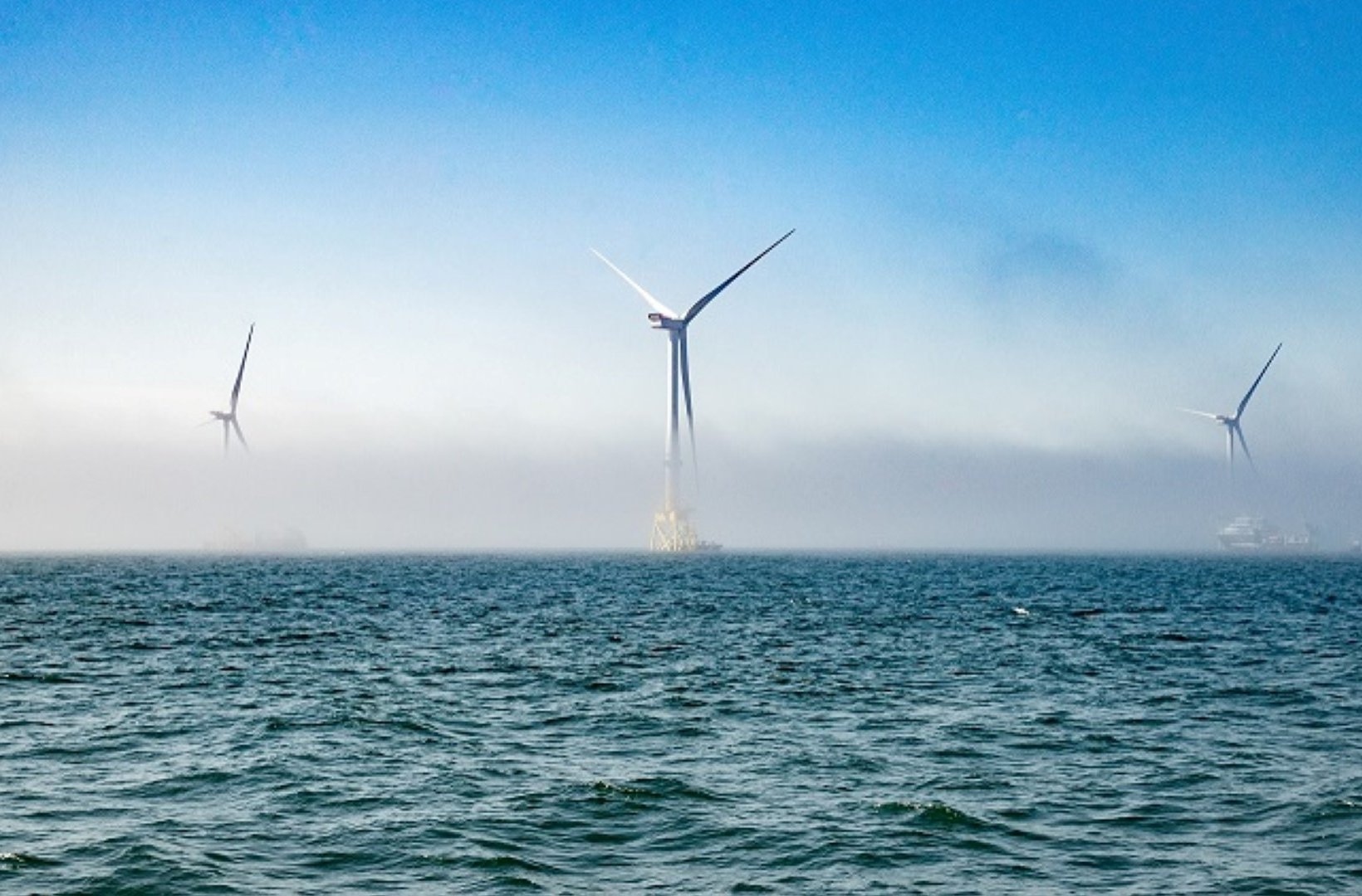 Final turbine installed at EOWDC