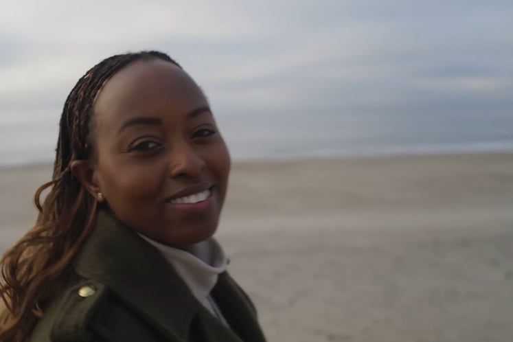 Frau am Strand Frau am Strand